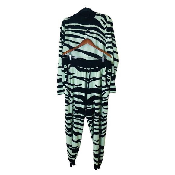 Fashion To Figure Tara Zebra Print Two Piece Pants Set Sz 2X - Picture 3 of 15